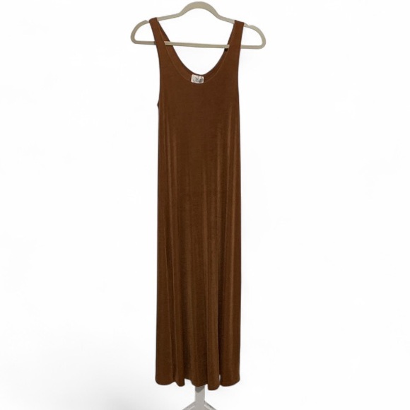 Vintage Dresses & Skirts - Y2K Jostar Tan Sleeveless Maxi Dress